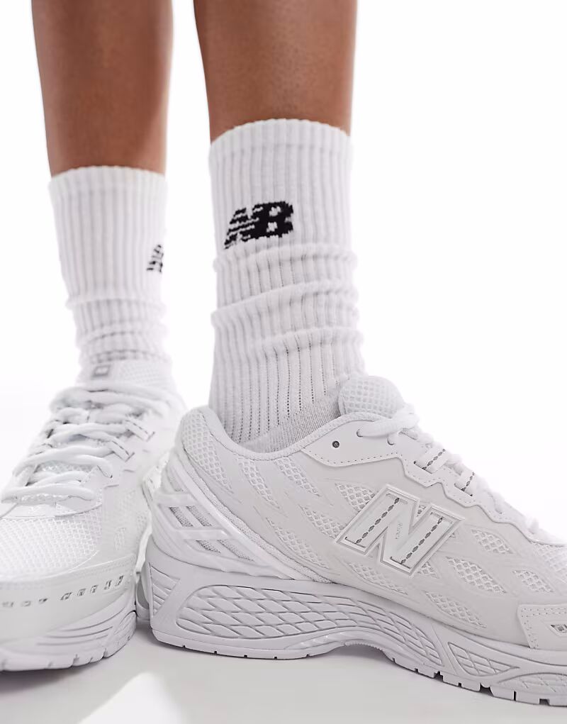 Кроссовки New Balance 1906W белого цвета — фото 4