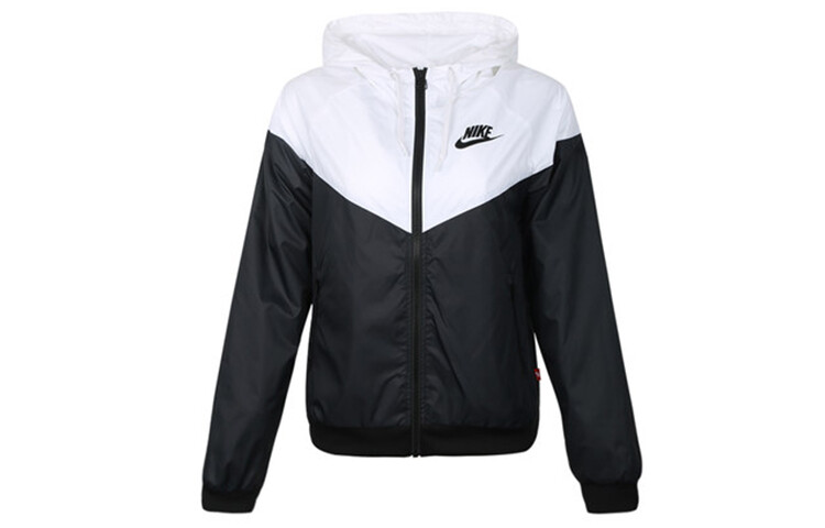 

Куртка женская Nike