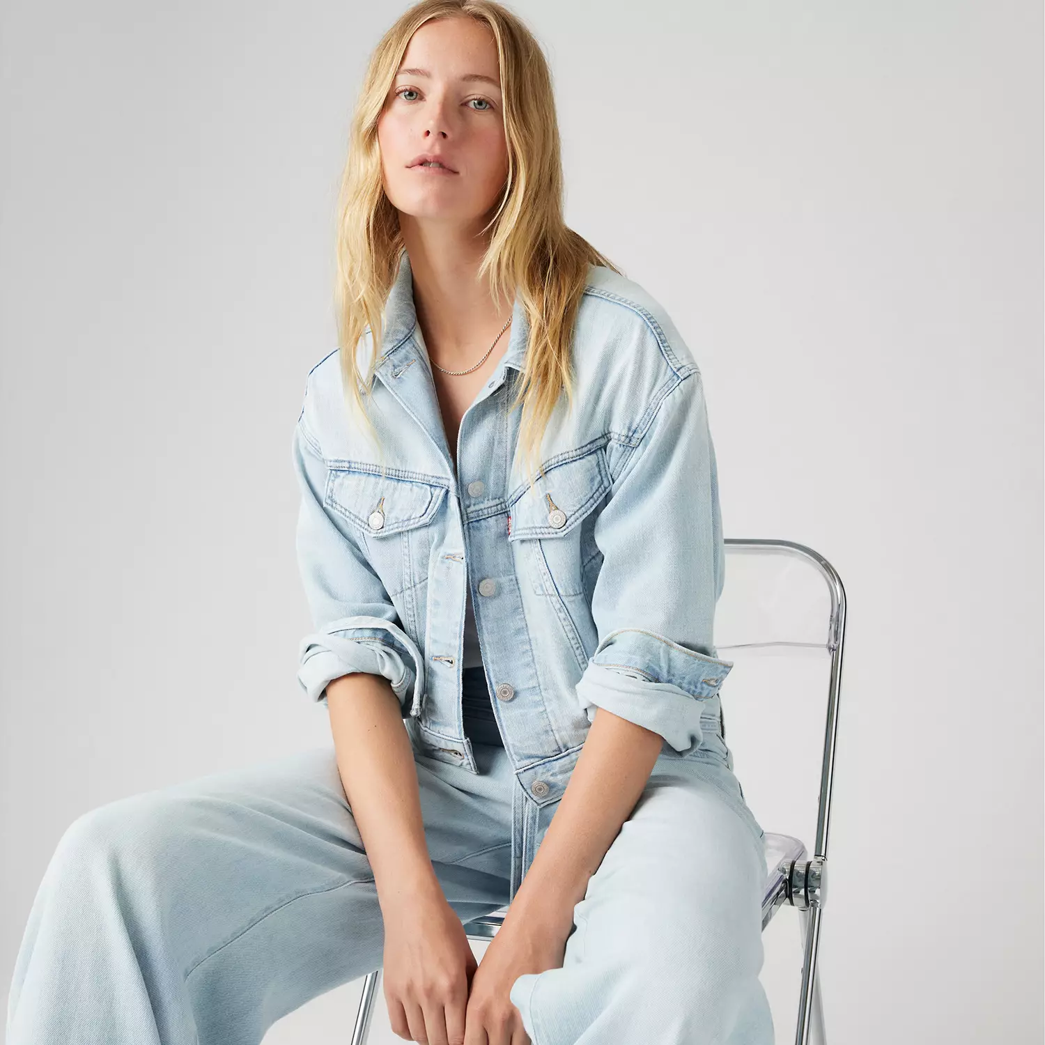 

Укороченная куртка Trucker из льна и денима в стиле 90-х годов Levi's, цвет Luxury Trip Trucker - Light Wash