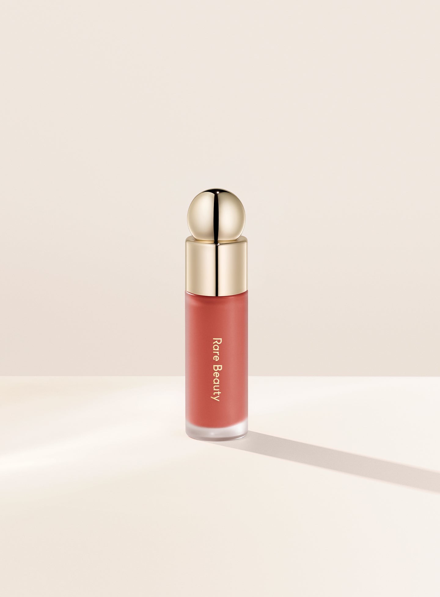 

Жидкие румяна Soft Pinch Rare Beauty, цвет love/terracotta (matte)
