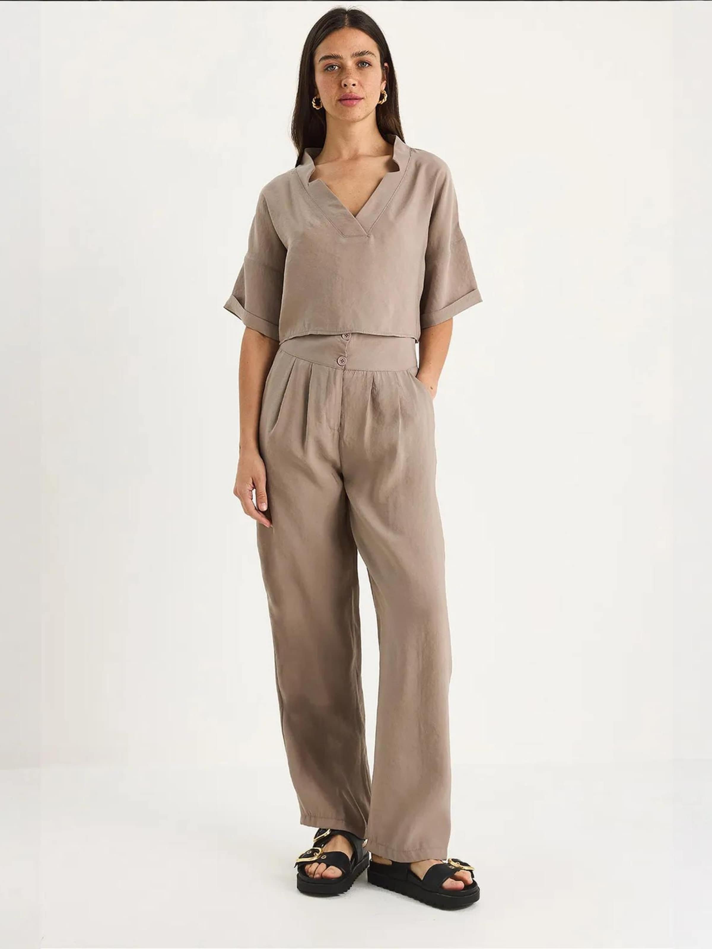 

Bianco Lucci Домашняя одежда в цвете капучино