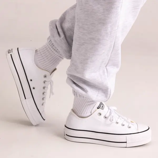 Женские кроссовки Converse Chuck Taylor All Star Lift Lo, белый — фото 2