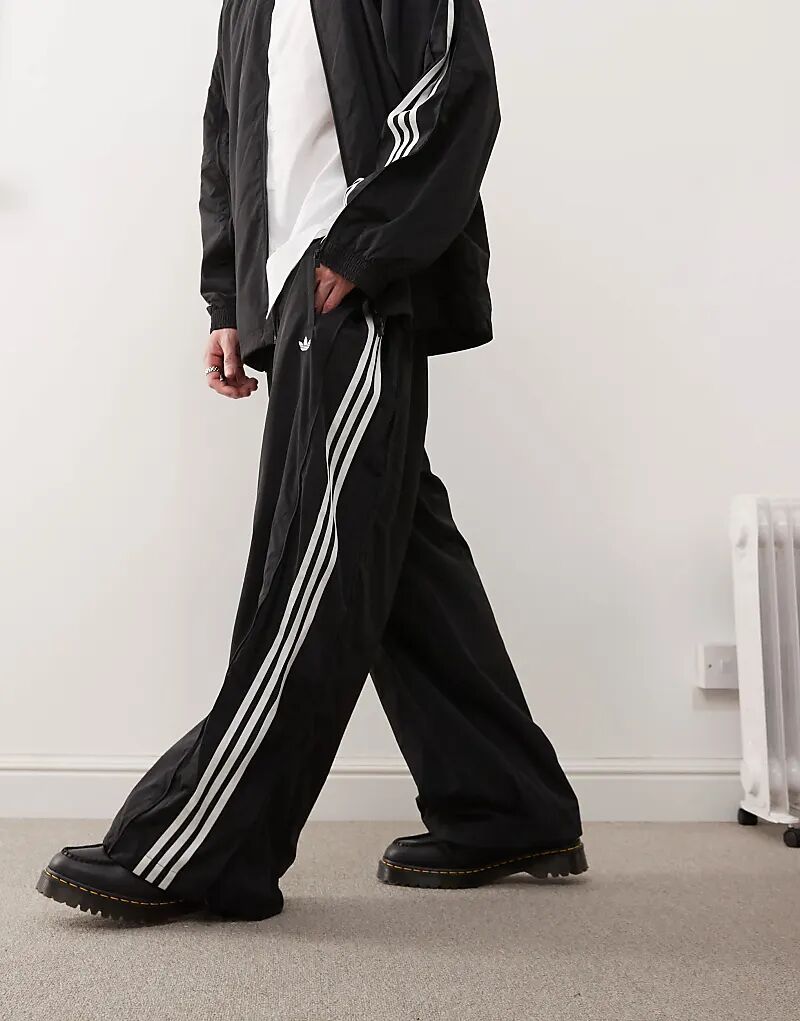 

Спортивные штаны Adilenium Season 3 черного цвета adidas Originals