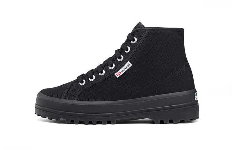 

Высокие кеды на шнуровке Superga