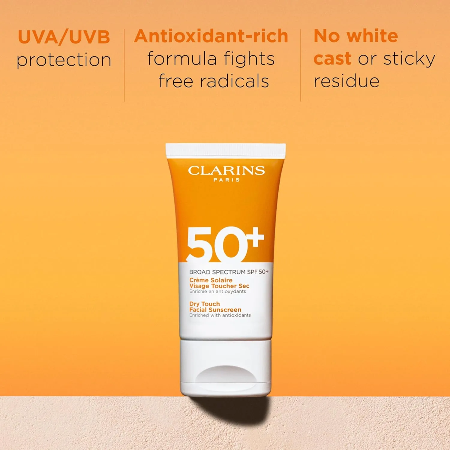 Clarins Dry Touch солнцезащитный крем для лица широкого спектра SPF 50+, защита от UVA/UVB, легкая текстура без белых следов, с антиоксидантами, для всех типов кожи, включая чувствительную, 48 г — фото 2