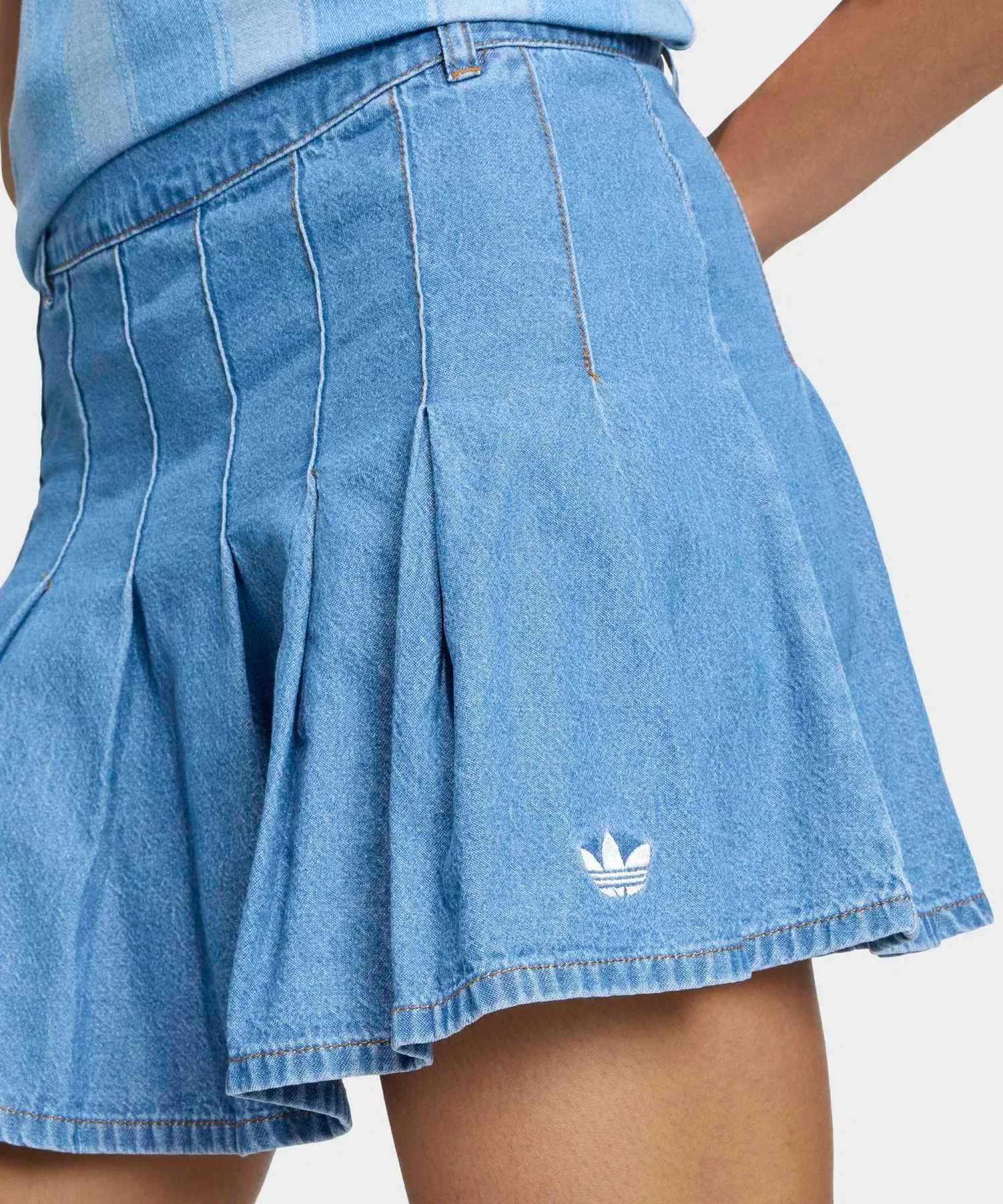 Джинсовая плиссированная юбка / adidas Originals — фото 3