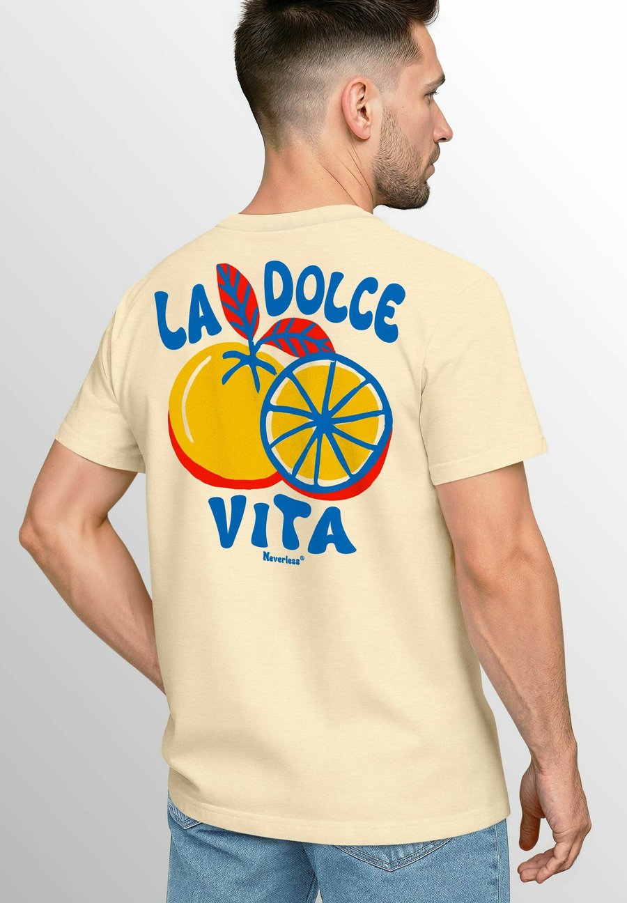 

Футболка Neverless LA DOLCE VITA SOMMER GRAFIK MIT ZITRUSFRUCHT RETRO , Natur/Beige