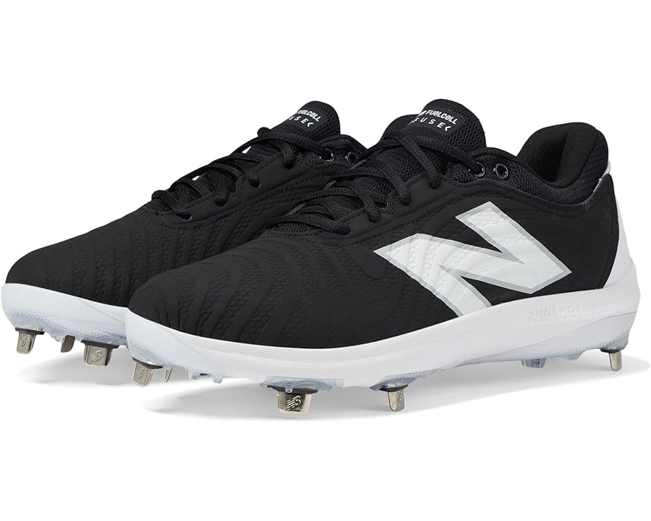 Кроссовки New Balance FuelCell FUSE v4 Metal, цвет Black/Optic White