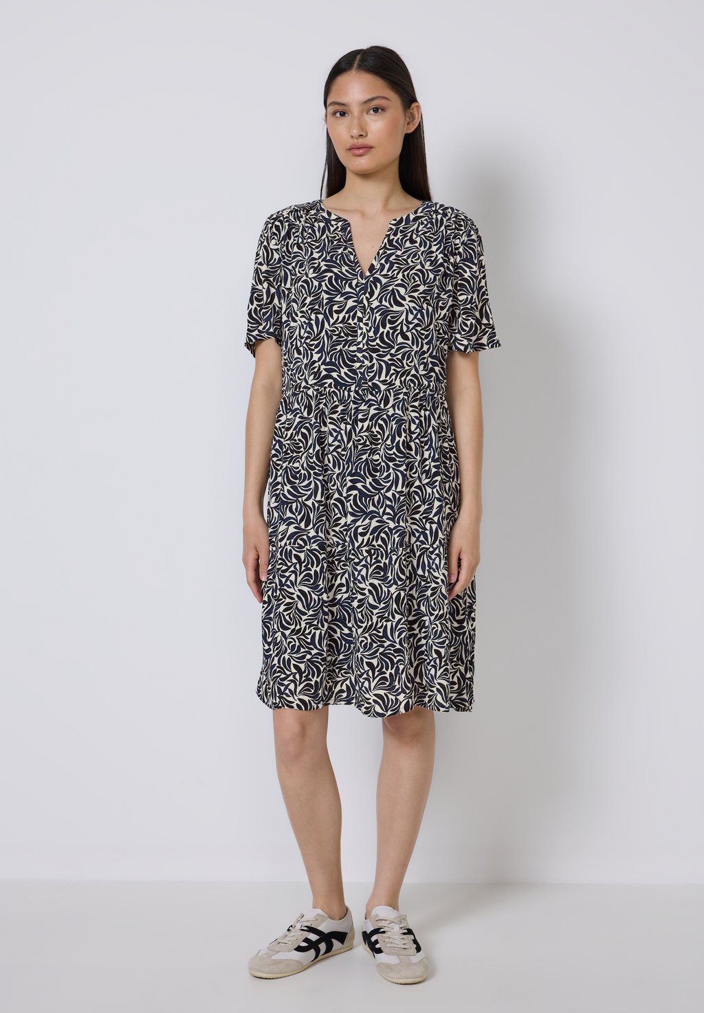 

Повседневное платье Street One Studio, бежевый