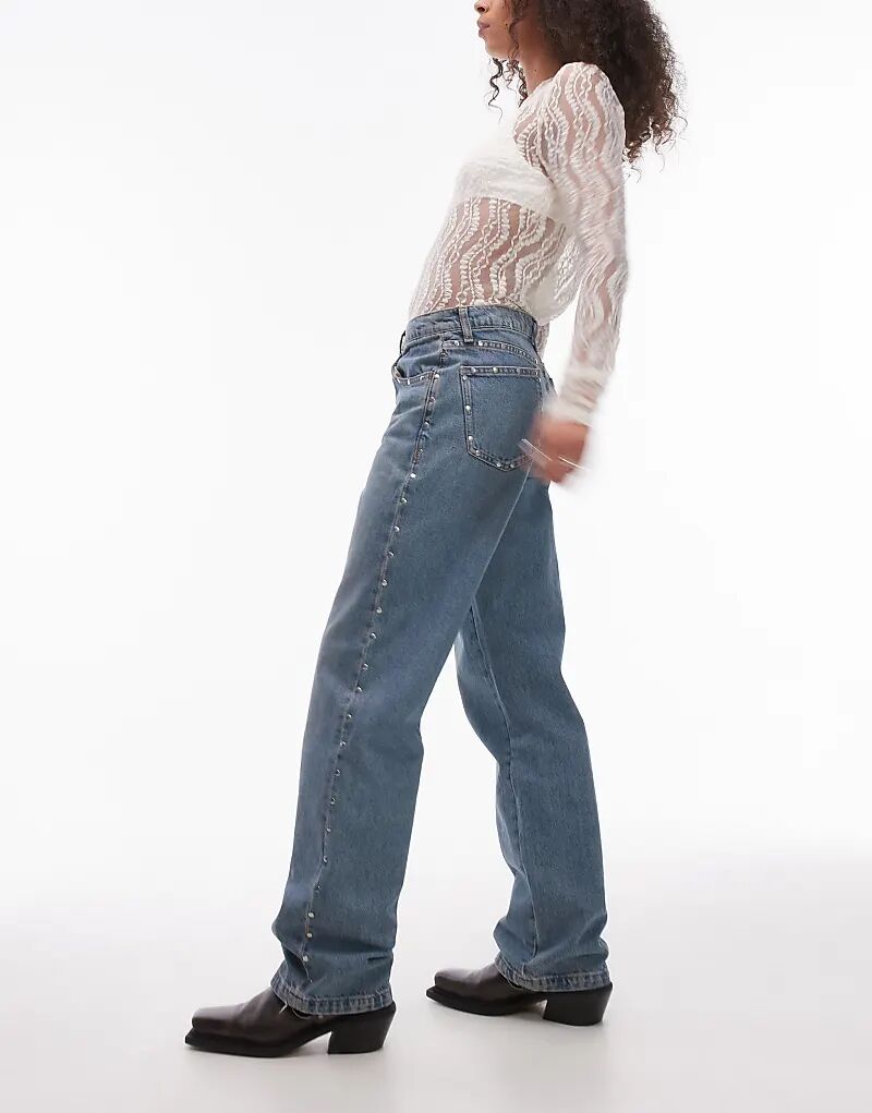 

Джинсы Mango с заклепками по бокам и на карманах светло-голубого цвета