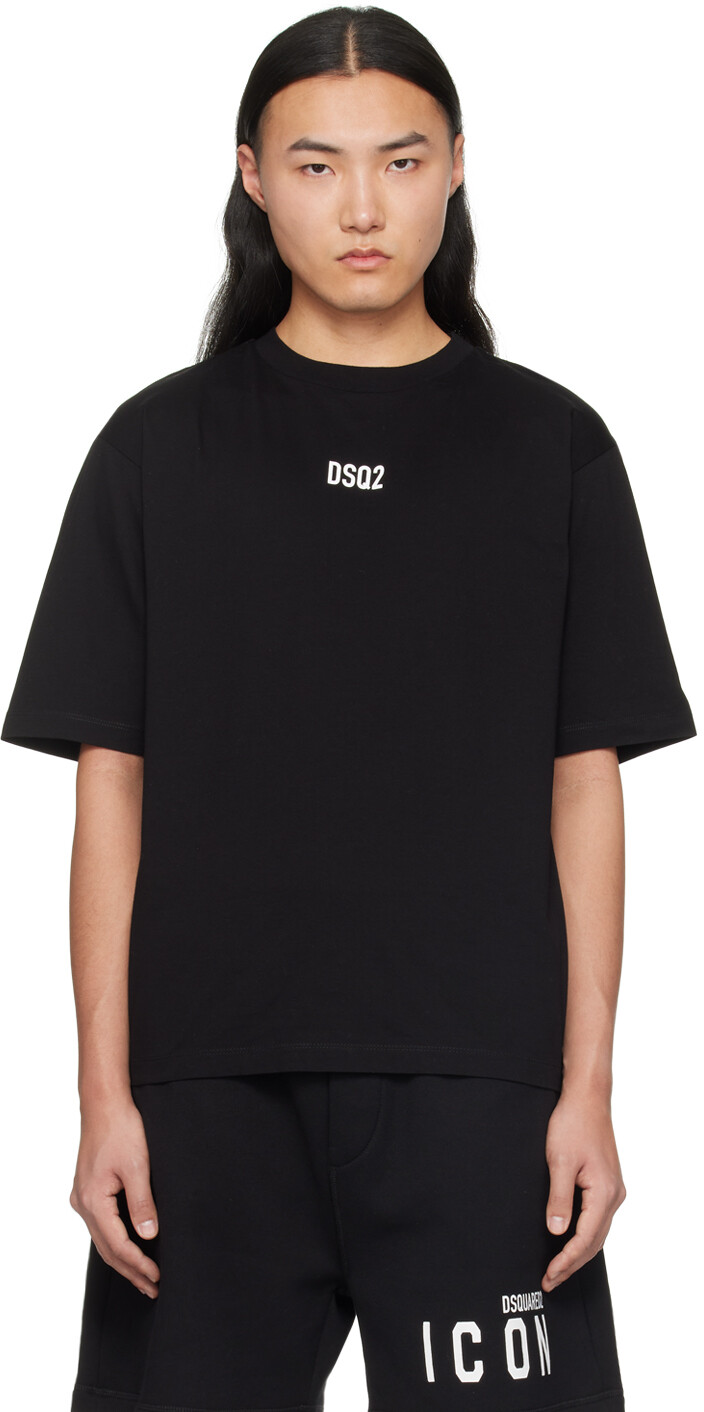 

Черная футболка с надписью DSQ2 Dsquared2