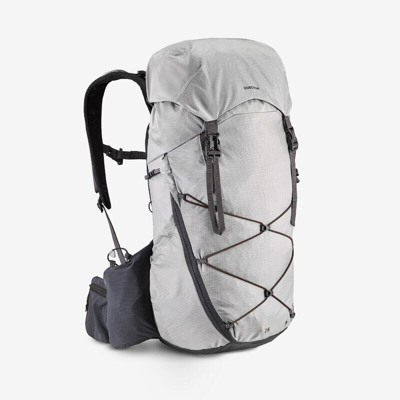 

Походный рюкзак Quechua, цвет stahlgrau