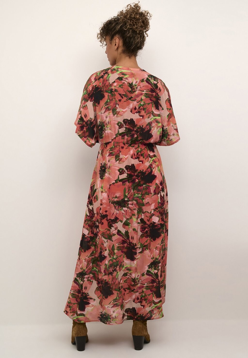 

Платье макси ELIZA Cream, цвет peach flower print