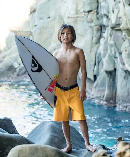 Плавки детские Quiksilver Saturn Solid YTH 17, жёлтые