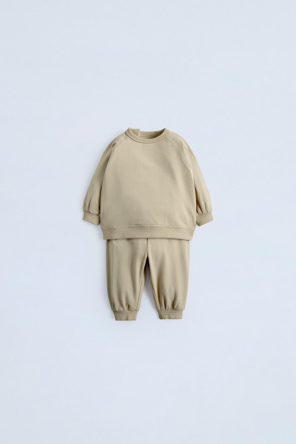 

Комплект из свитшота и брюк jogger ZARA, средне-зеленый