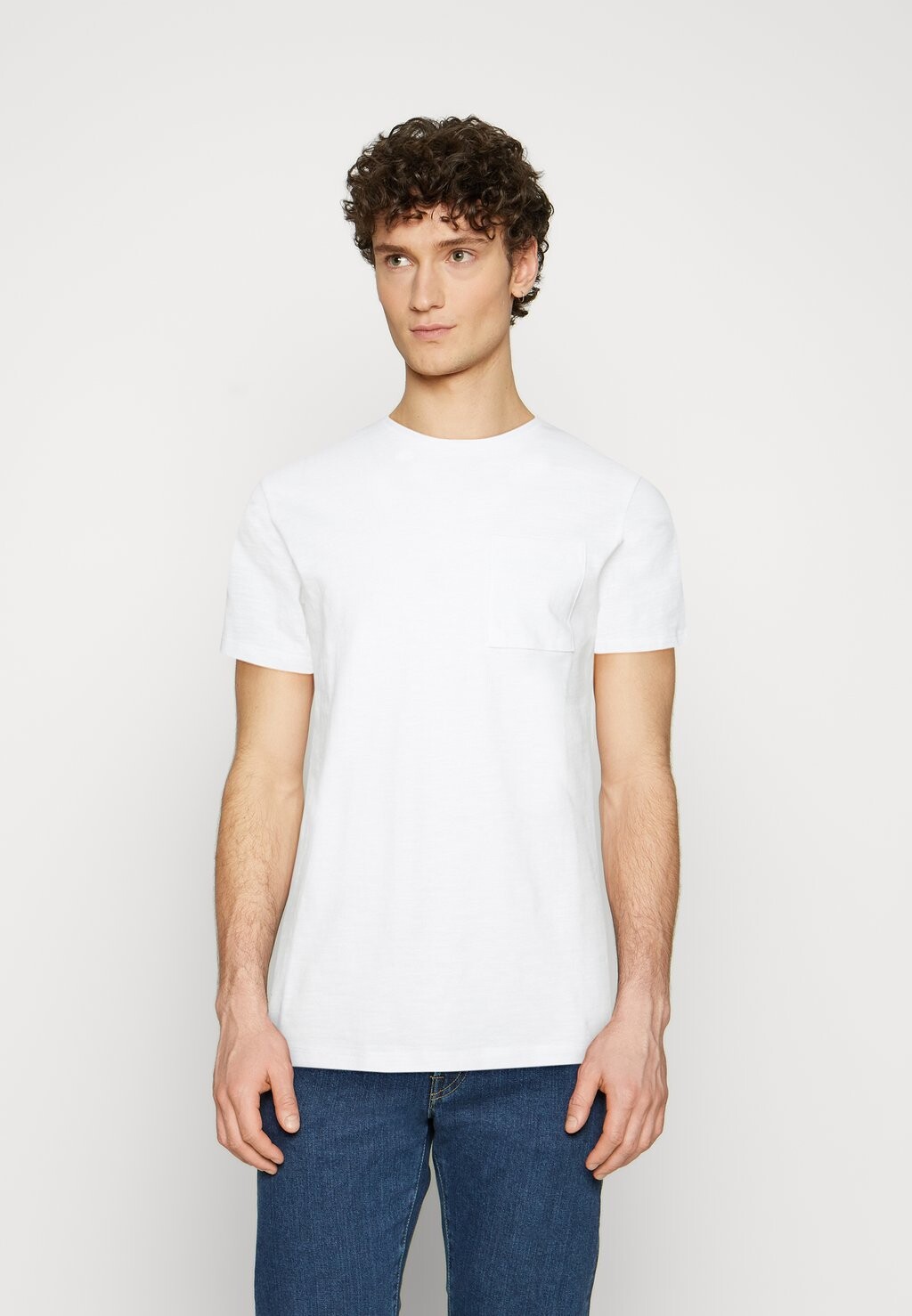 

Базовая футболка THOR YARN TEE Casual Friday, оливково-зеленый