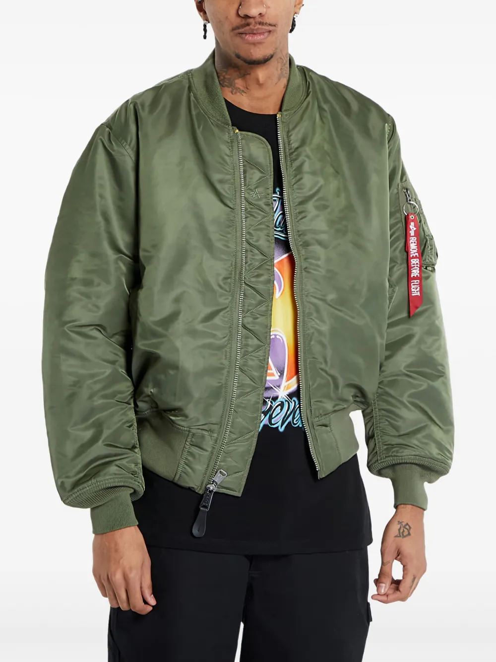 

Бомбер на молнии Alpha Industries, зеленый