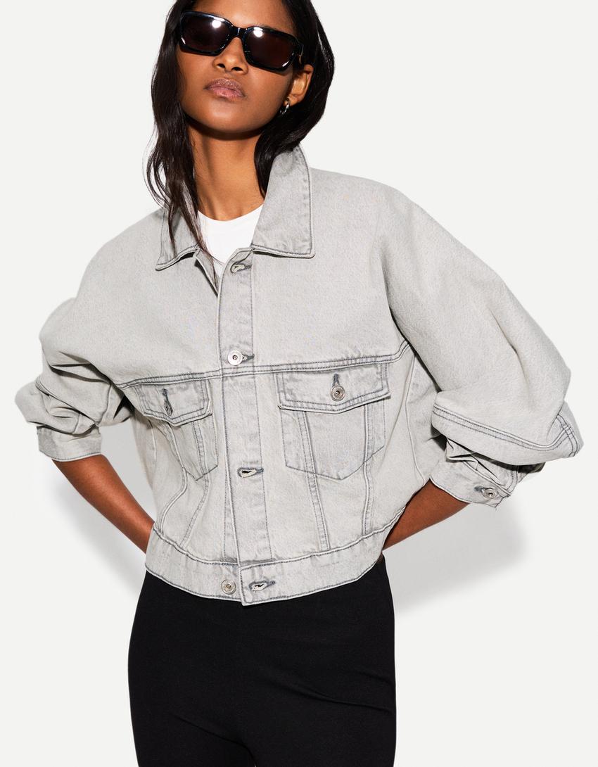 

Укороченная джинсовая куртка-баллон Bershka, серый