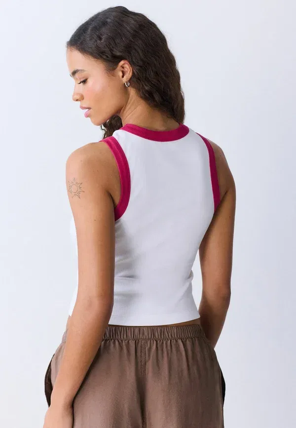 Топ Regular fit Next, embellished hibiscus sleeveless, белый с розовой окантовкой