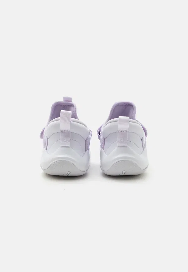 Кроссовки Jordan 23/7.2, фиолетовый туман/белый/едва виноградный — фото 3