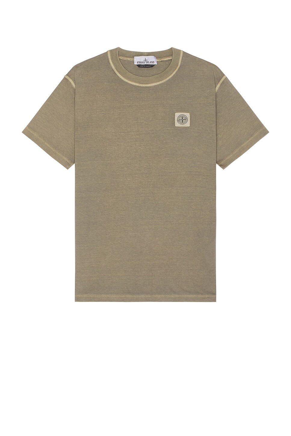 

Окрашенная в одежде футболка Stone Island, цвет Walnut