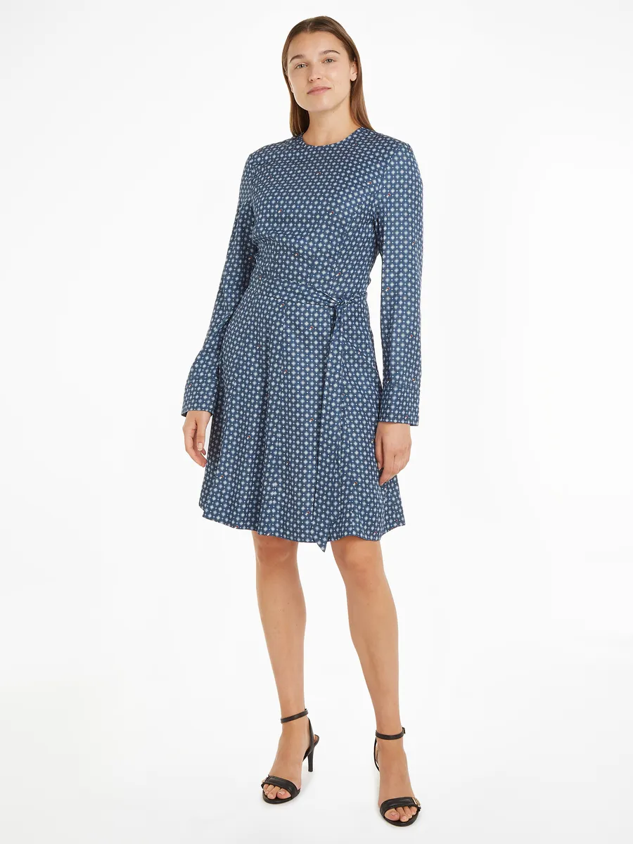 

Платье-блузка Tommy Hilfiger "FOULARD FIT & FLARE KNEE DRESS", с фирменным лейблом Tommy Hilfiger, синий