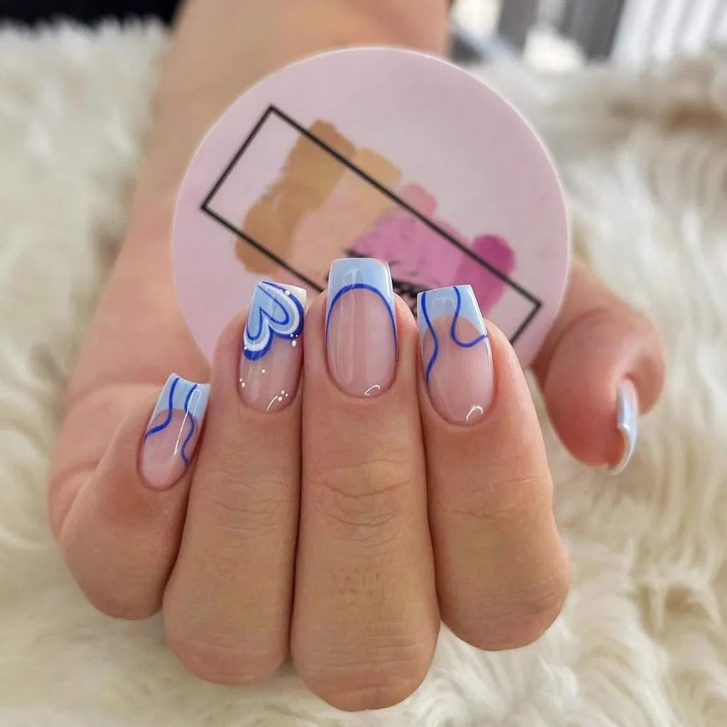 Накладные ногти короткие, с французским дизайном и сердечками Mouyouglow, Bl36