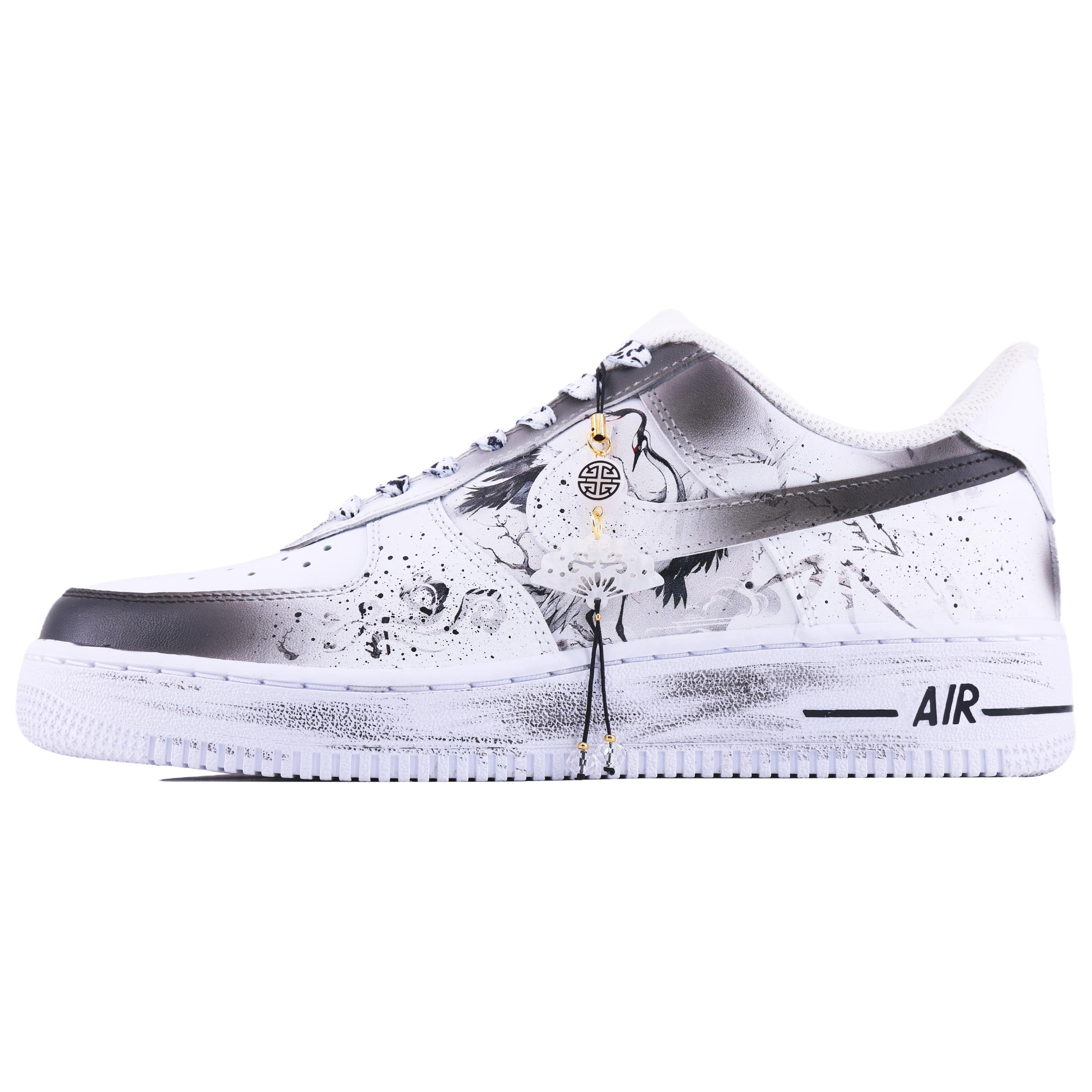 

Nike Кроссовки для скейтбординга Air Force 1 07 Crane Song SDS, износостойкие, низкие, мужские, белые, коричневые, черные