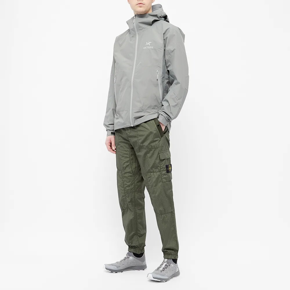 Повседневные брюки мужские армейские зеленые Stone Island, зеленый — фото 4