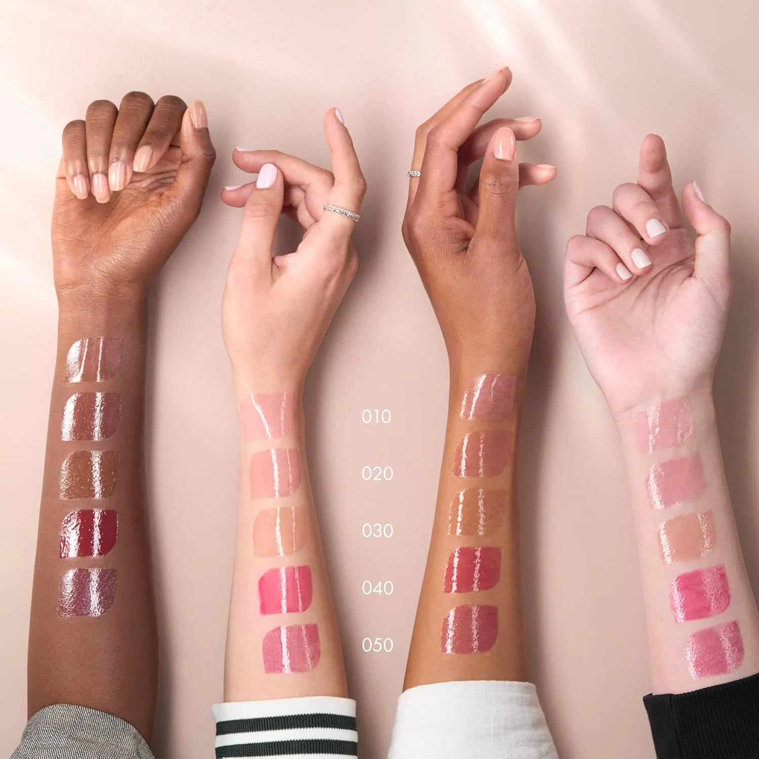 Жидкий бальзам для губ «Marble-licious Liquid Lip Balm» от Catrice Catrice, 020 Don'T Slurp So Loud — фото 3