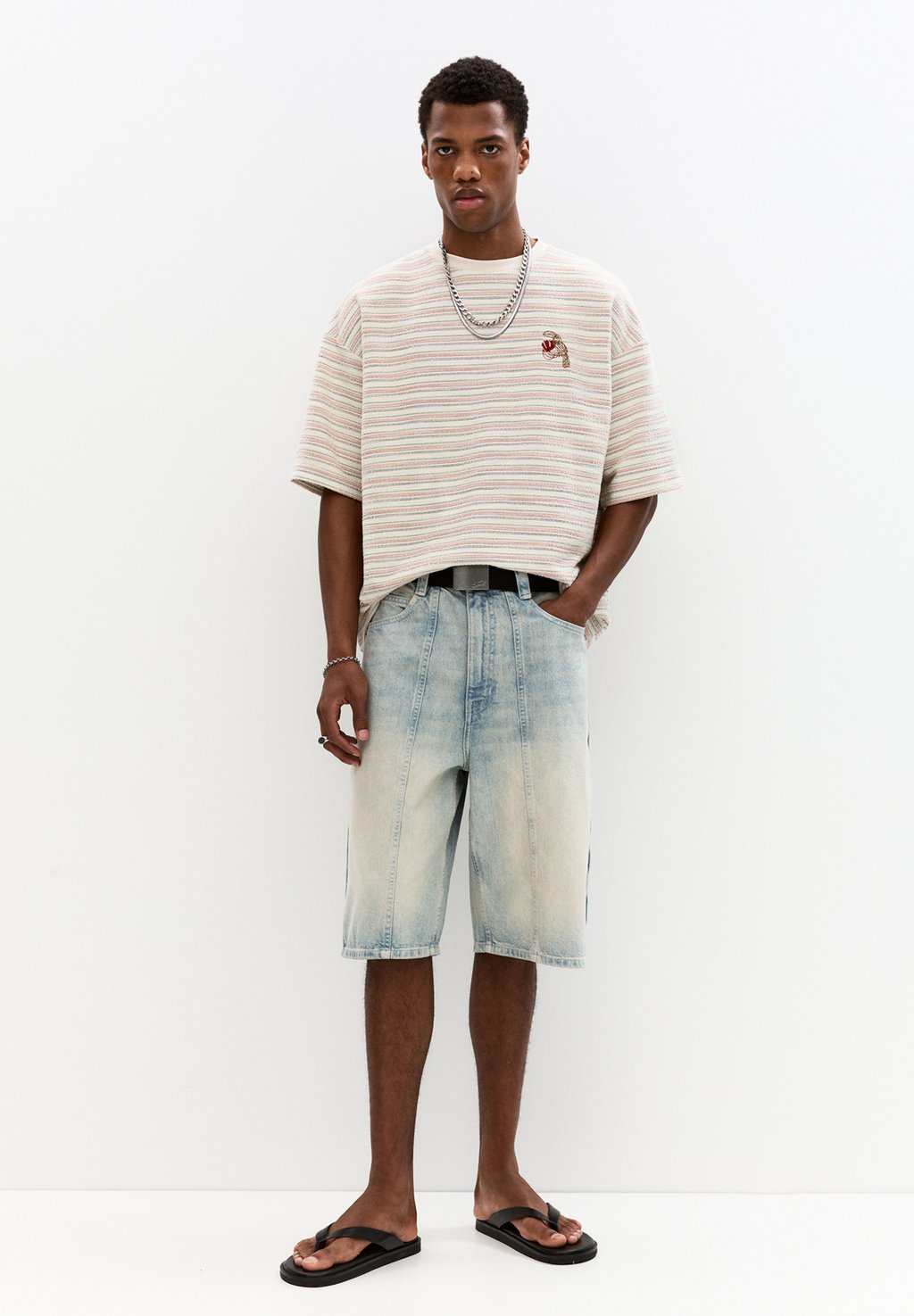

Футболка с принтом PULL&BEAR, бежевый