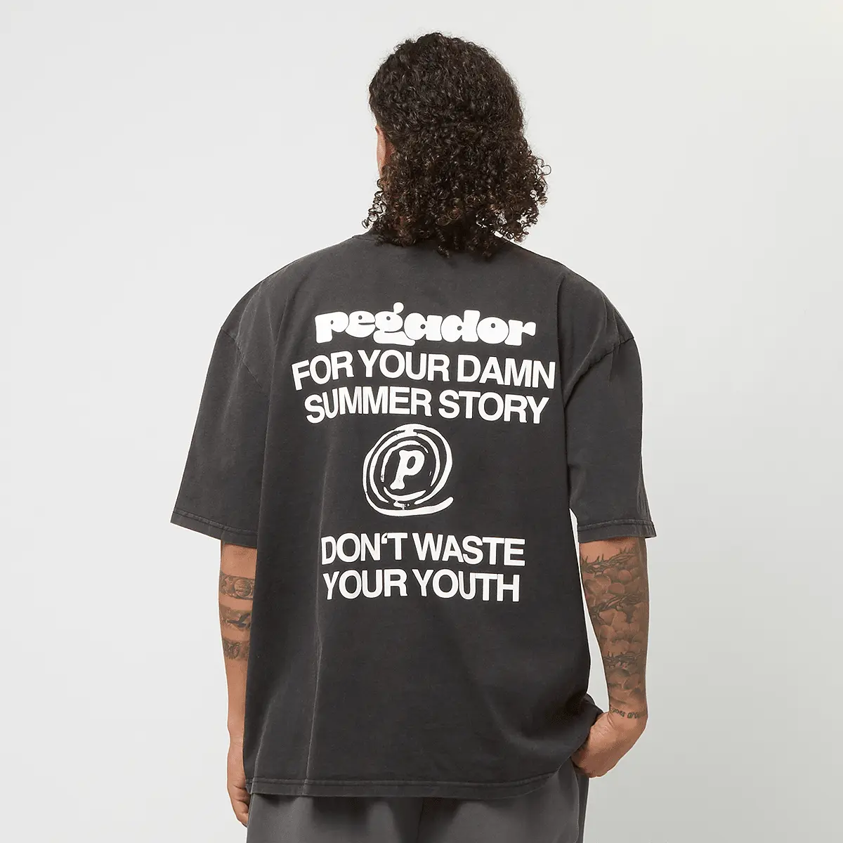 

Футболка Pegador Harlan Oversized Tee, черный