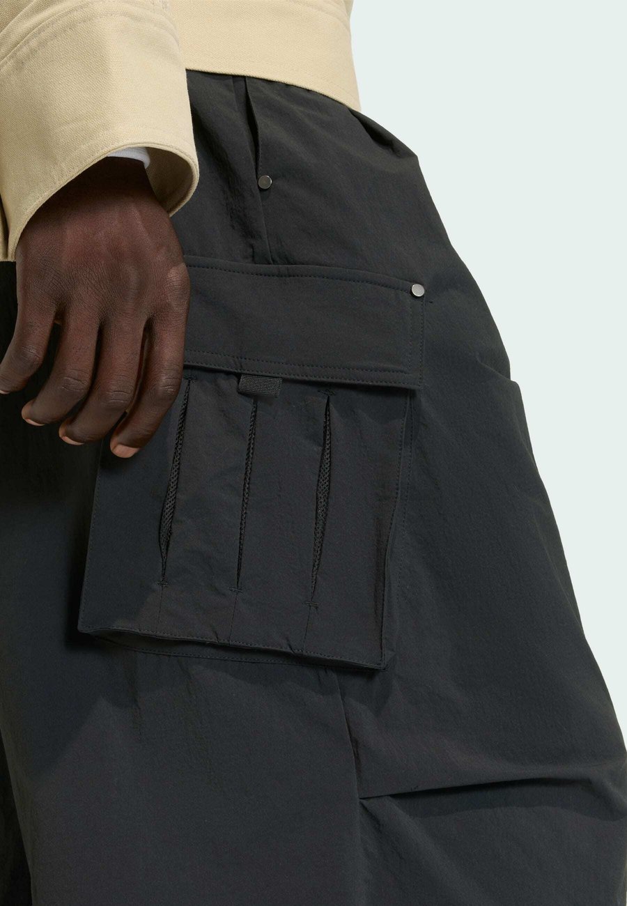Шорты Adidas Originals Shorts, Black — фото 3