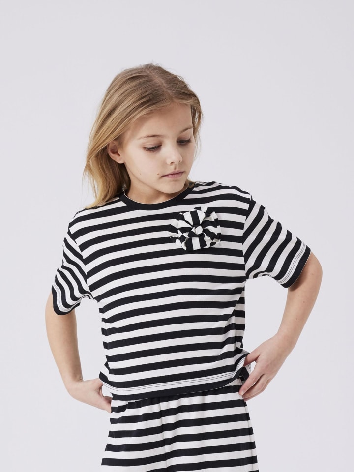 

Футболка name it T-Shirt Kurzarm gestreift mit Schleife Rundhals, черный