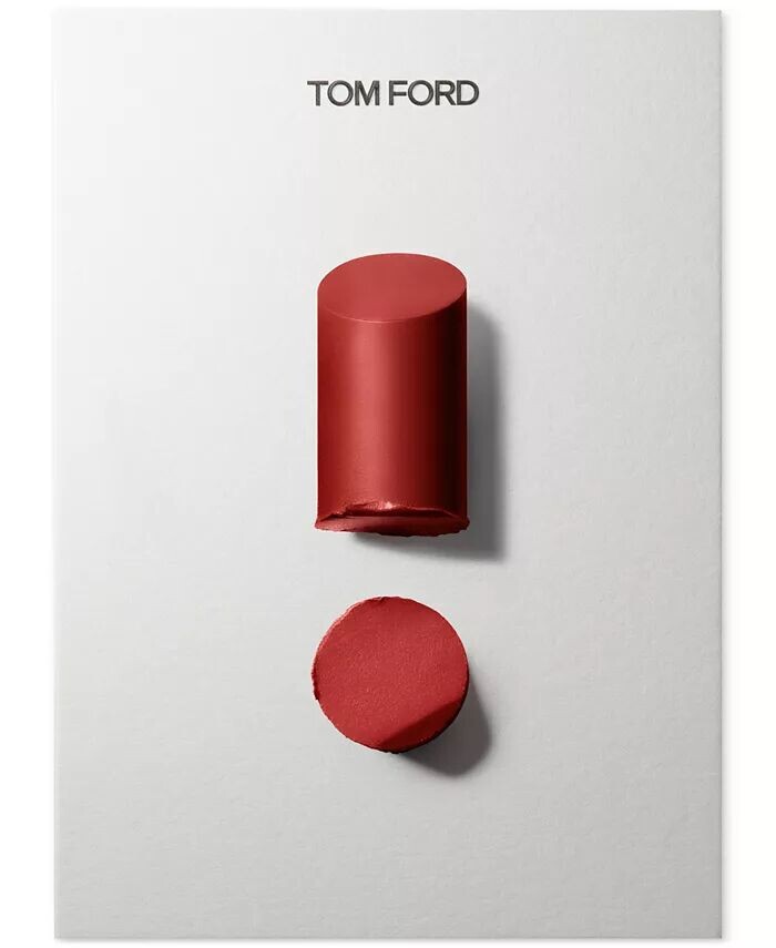 Тонкий блеск для губ Tom Ford, цвет Scarlet Rouge - Warm Toned Red — фото 4