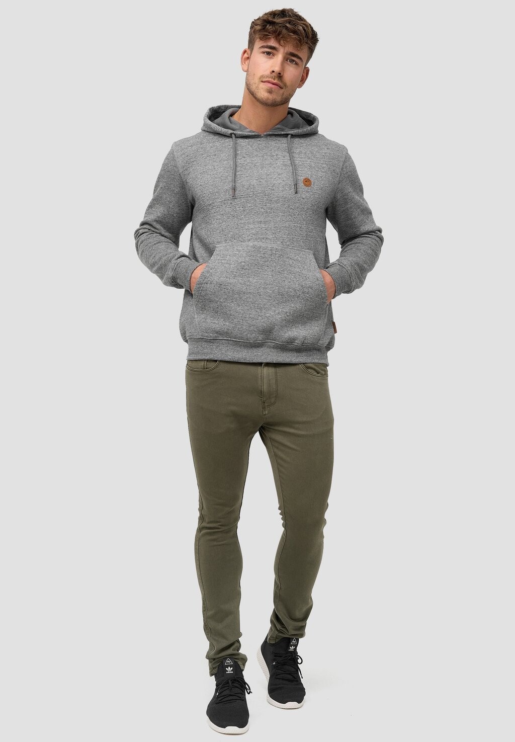 

Толстовка с капюшоном INDICODE JEANS, антрацит