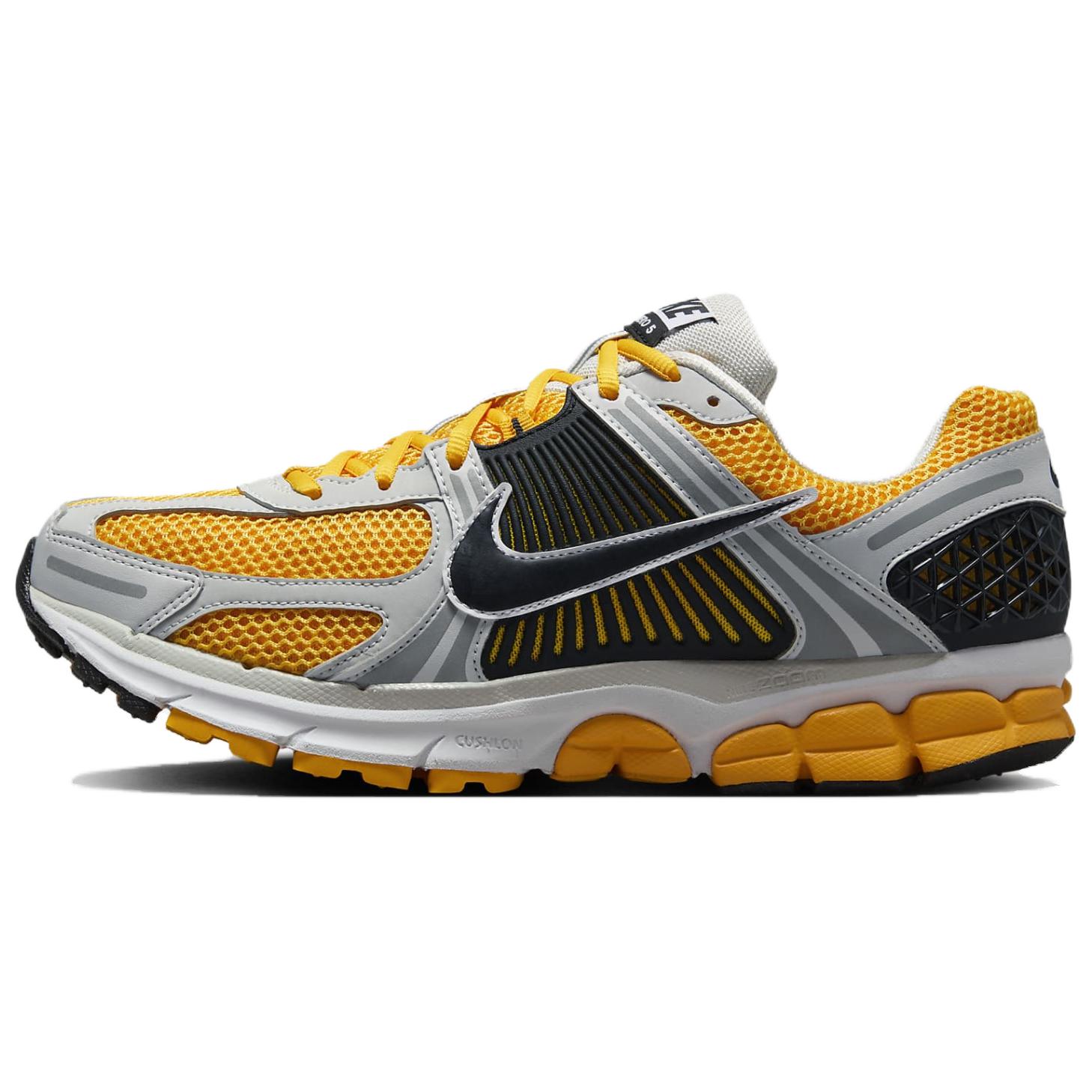 

Nike Zoom Vomero 5 Photon Dust Laser Orange