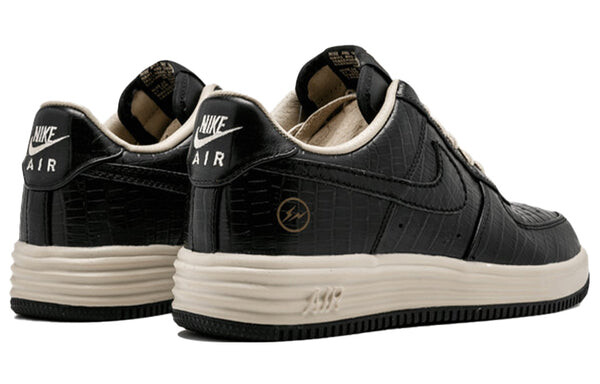 Кроссовки фрагмент дизайн x лунная сила 1 низкая премия sp Nike, черный — фото 3