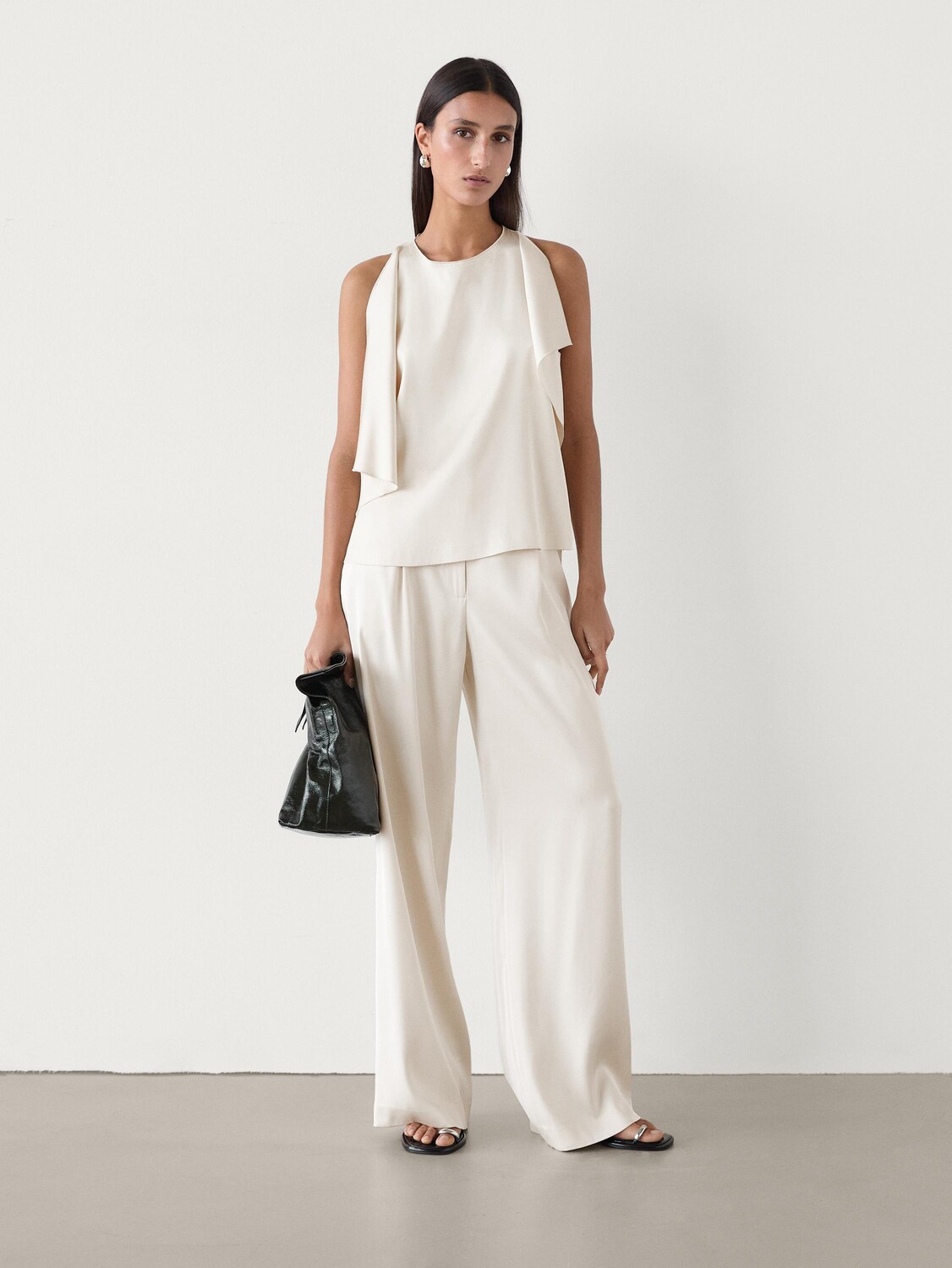 

Широкие брюки из атласного костюма Massimo Dutti, бежевый