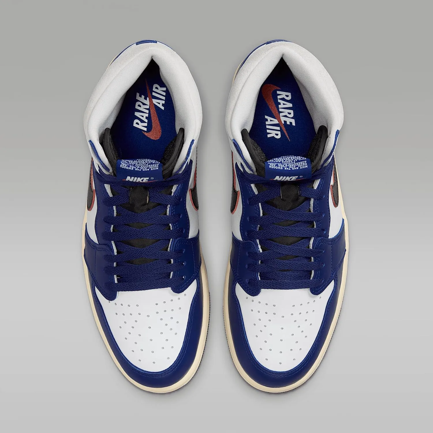 Мужские кроссовки Nike Air Jordan 1 Retro High OG, белый/черный/нейтральный серый/синий — фото 4