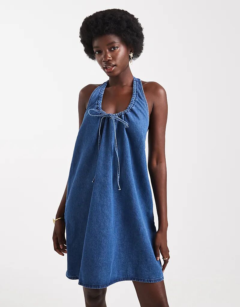 

Джинсовое мини-платье ASOS DESIGN с круглым вырезом и сборками темно-синего цвета
