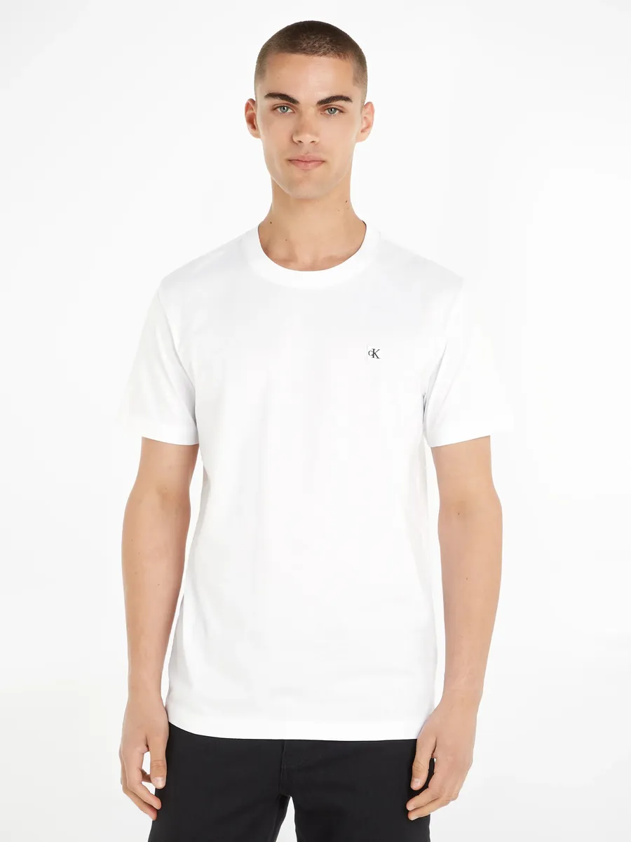 

Футболка Calvin Klein Jeans "CK EMBRO BADGE TEE" с нашивкой-логотипом, белый