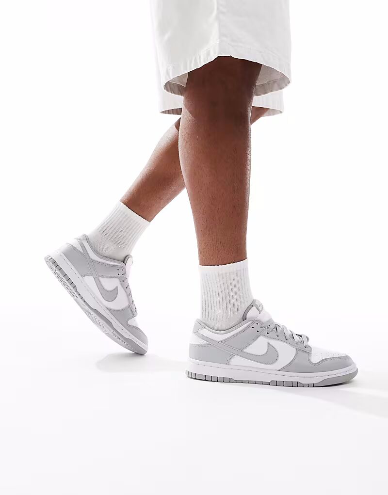 

Кроссовки унисекс Nike Dunk Low Retro белого и серого цветов
