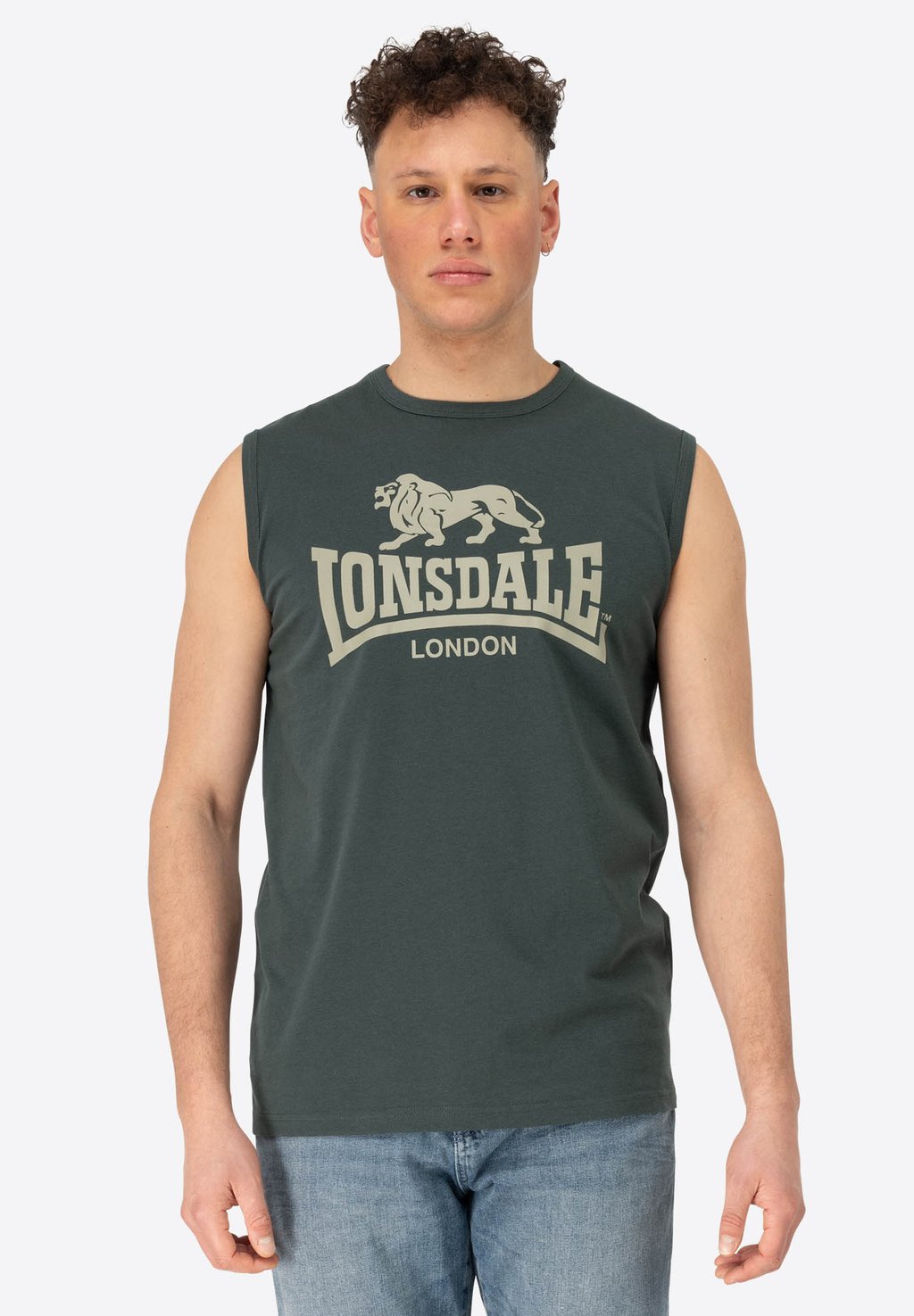 

Майка ÄRMELLOSES NORMALE PASSFORM CLOPTON Lonsdale, зеленый