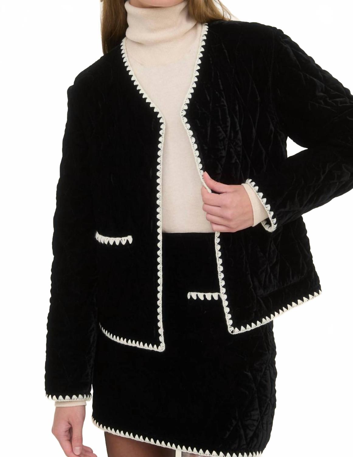 

MOON RIVER Комплект из стеганой бархатной мини-юбки и жакета контрастного цвета, черный