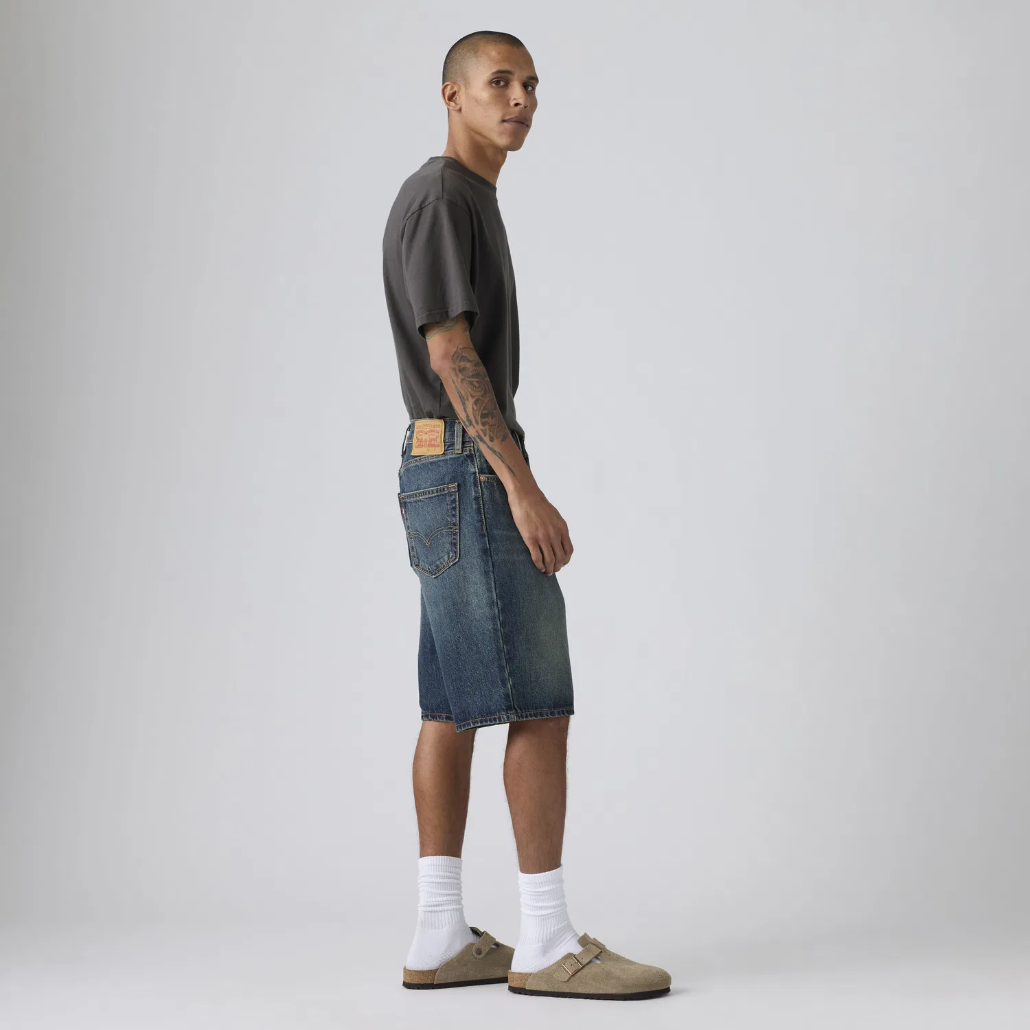 469 Свободные мужские шорты 12 дюймов Levi's, Dark Wash — фото 4