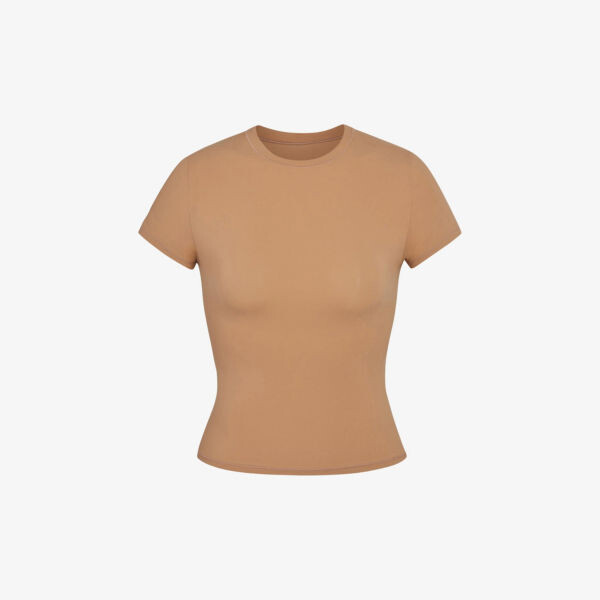 

Футболка из эластичного джерси подходит всем Skims, цвет sienna