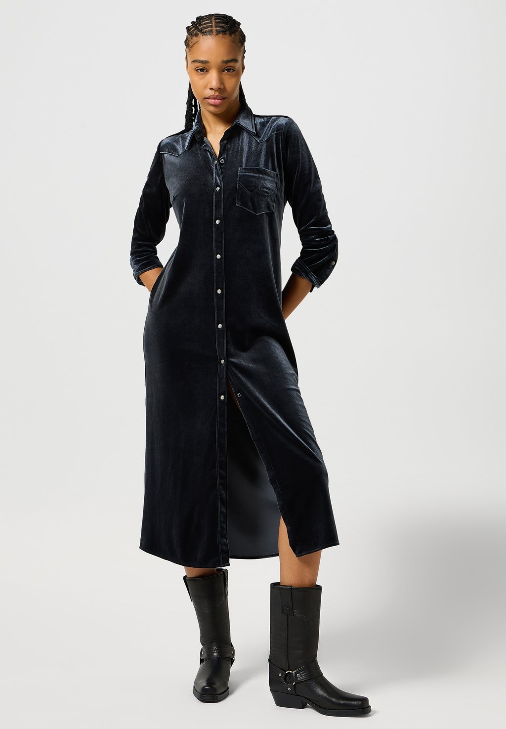 

Платье-рубашка WESTERN SHIRT DRESS Wrangler, черный