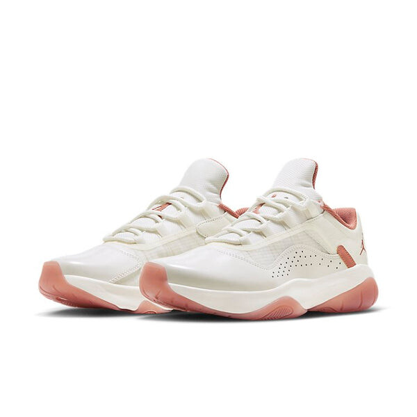Кроссовки (WMNS) Air Jordan 11 CMFT Low 'Sail Sky J Orange', цвет sail/sky j orange — фото 2