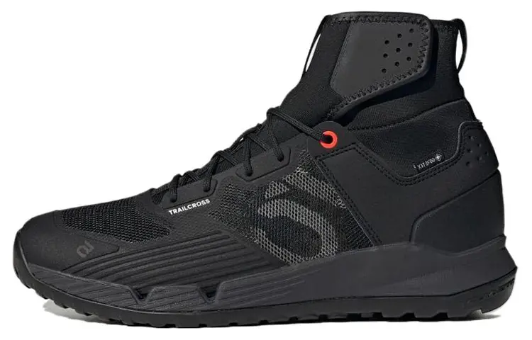 

Five Ten Trailcross Gore-Tex Core Черный Серый Солнечный Красный Adidas